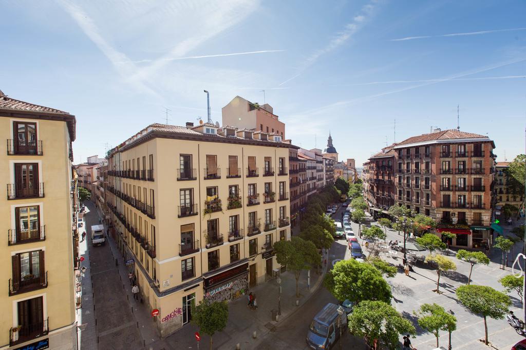 Апартаменти Bookinmadrid Com - Cascorro Sq 18 Pax Екстер'єр фото