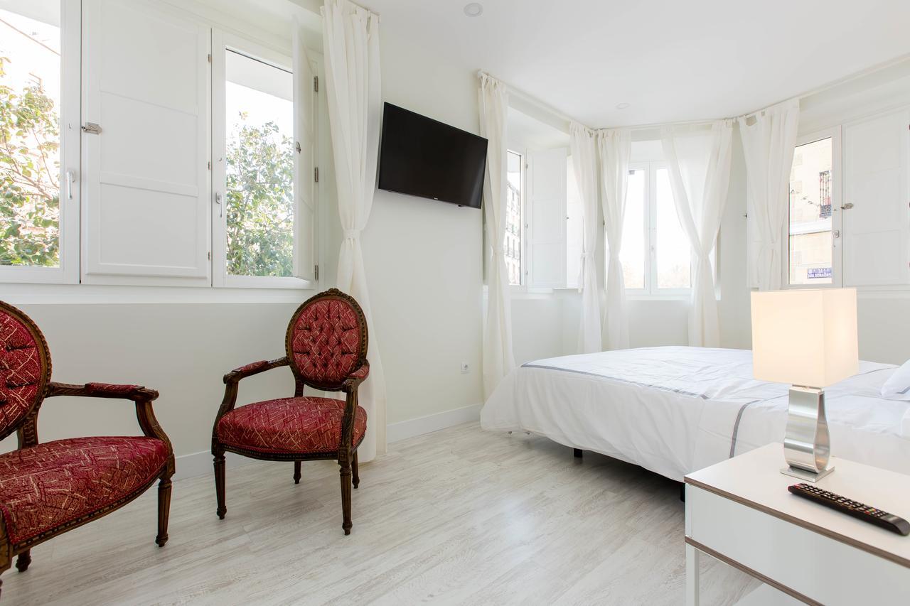 Апартаменти Bookinmadrid Com - Cascorro Sq 18 Pax Екстер'єр фото