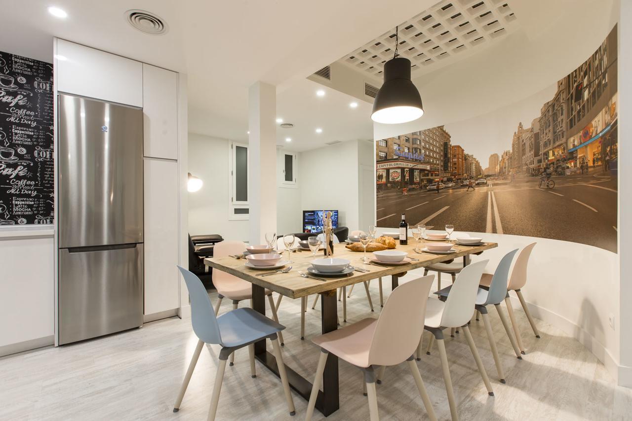 Апартаменти Bookinmadrid Com - Cascorro Sq 18 Pax Екстер'єр фото