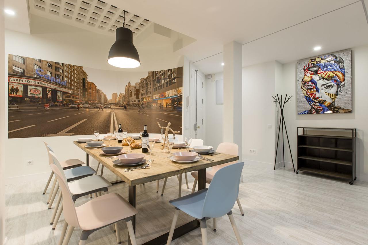Апартаменти Bookinmadrid Com - Cascorro Sq 18 Pax Екстер'єр фото